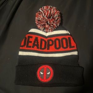 DEADPOOL puff top beanie